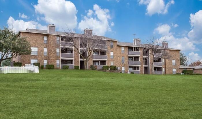 2301 Avenue H E #C4 - Photo 2 of 47