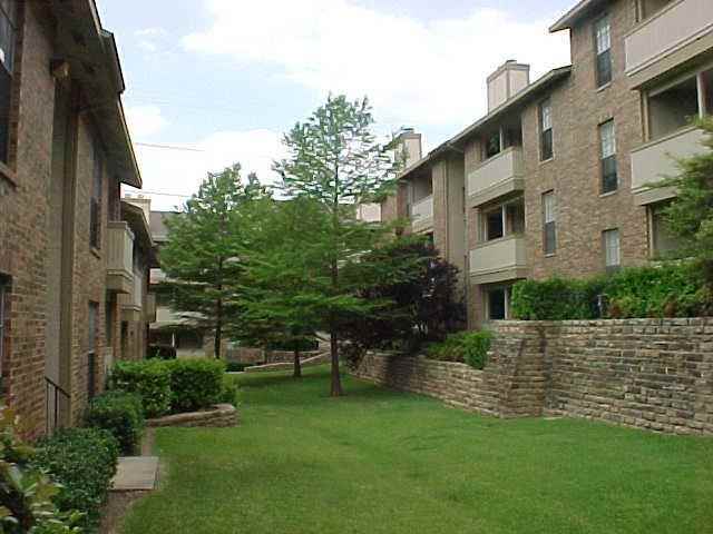 2301 Avenue H E #B3 - Photo 3 of 46