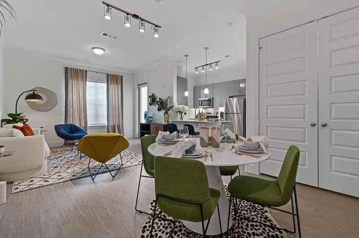 12000 S Interstate 35 #B1 - Photo 7 of 22