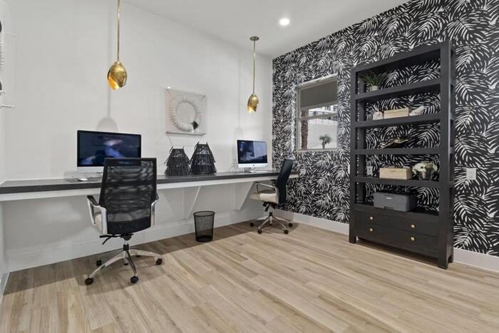 12000 S Interstate 35 #B2 - Photo 5 of 23