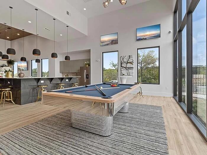 12000 S Interstate 35 #B3 - Photo 3 of 24