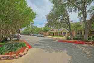 1110 Vista Valet #C3 - Photo 1 of 1