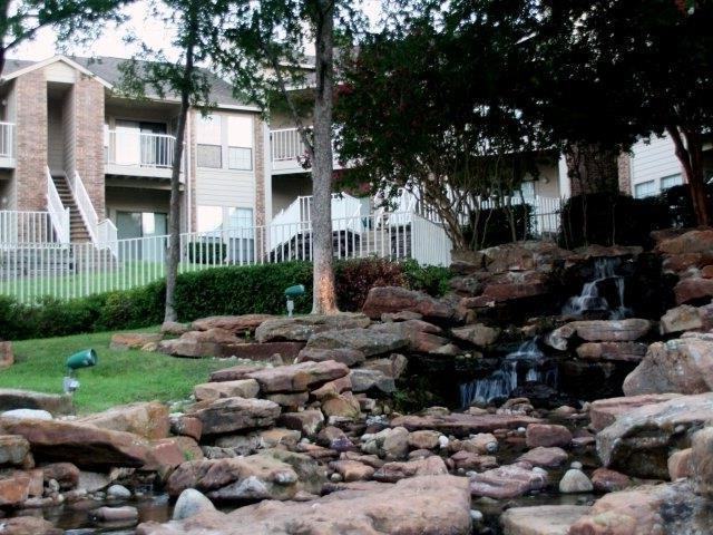 1020 Raleigh Dr #B3 - Photo 6 of 14