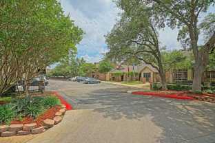 1110 Vista Valet #B1 - Photo 1 of 1