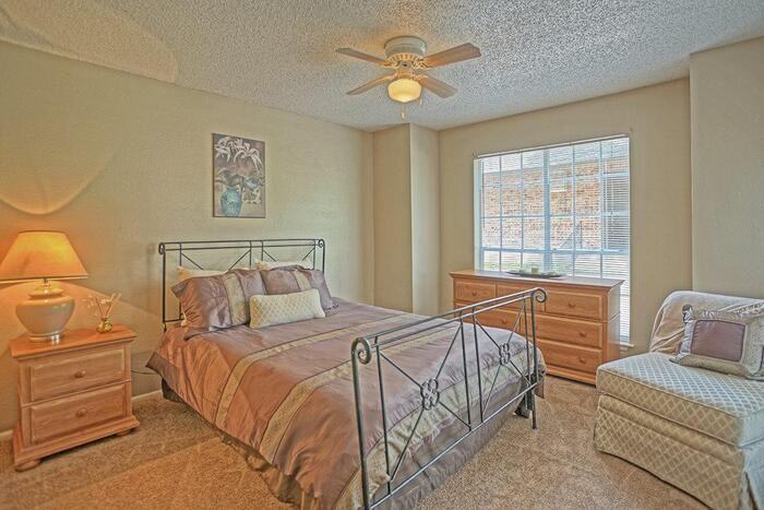 1110 Vista Valet #B2 - Photo 6 of 8