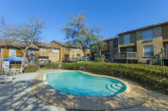 1935 Broken Oak St #C2 - Photo 7 of 18