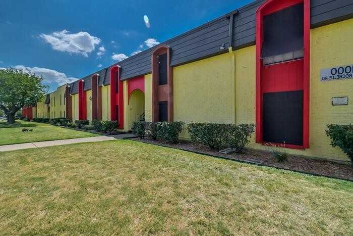 1000 W Rochelle Rd #B3 - Photo 2 of 10