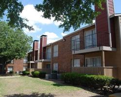 featured image of 2021 E Pioneer Pkwy #D1