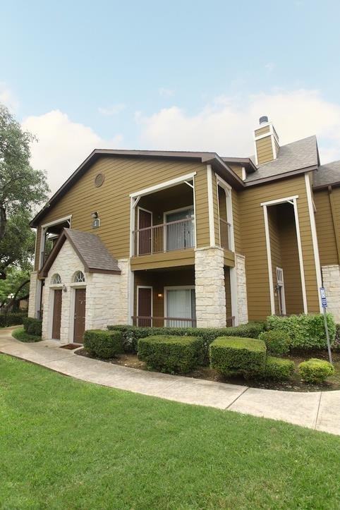 11700 Wallstreet #B3 - Photo 3 of 12