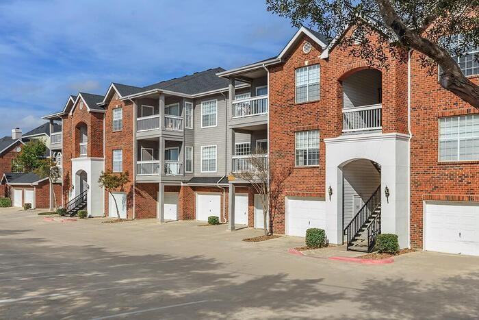 340 Treeline Park #D1 - Photo 3 of 33