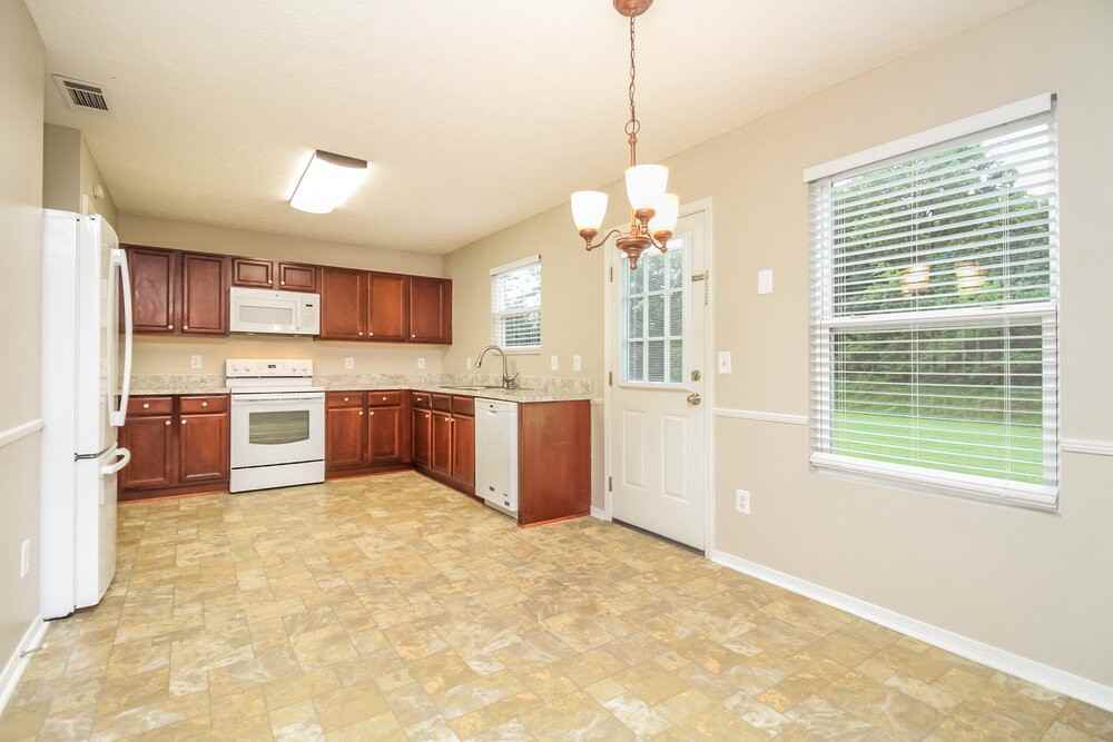 109 Neville Ct - Photo 6 of 17