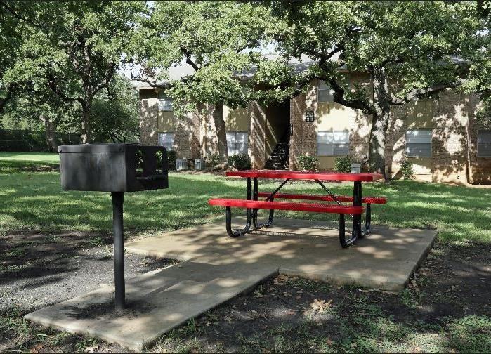 2957 Park Square Dr #D1 - Photo 4 of 16