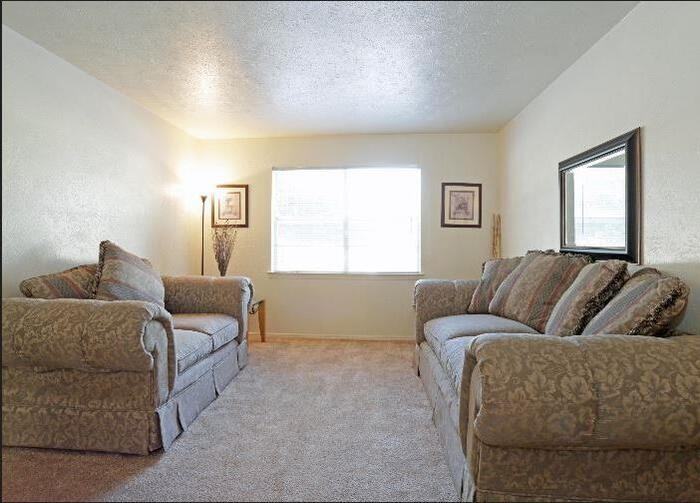 2957 Park Square Dr #D1 - Photo 6 of 16