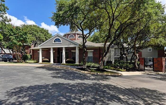 14555 Blanco Rd #B1 - Photo 2 of 10