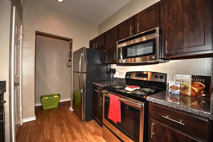 14555 Blanco Rd #B3 - Photo 7 of 12