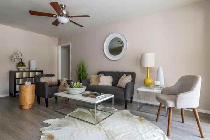 1306 N Plymouth Rd #B2 - Photo 5 of 16