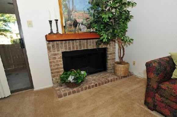 11711 Braesview #B2 - Photo 7 of 14