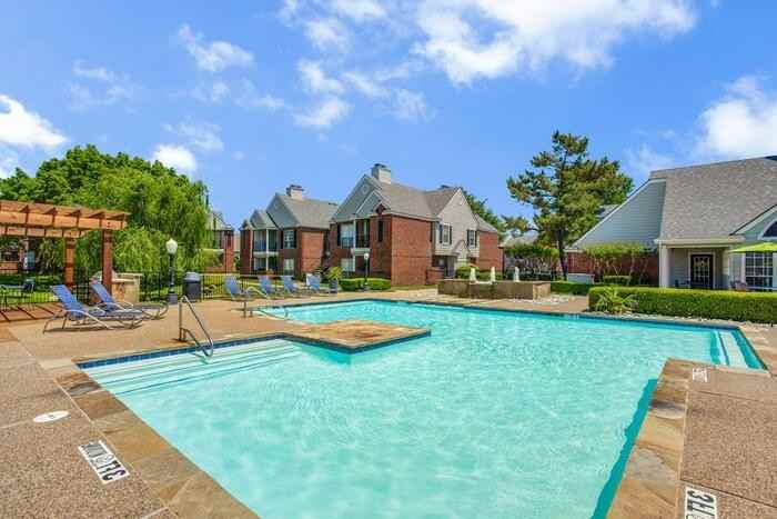 1600 Heritage Dr #B2 - Photo 2 of 24