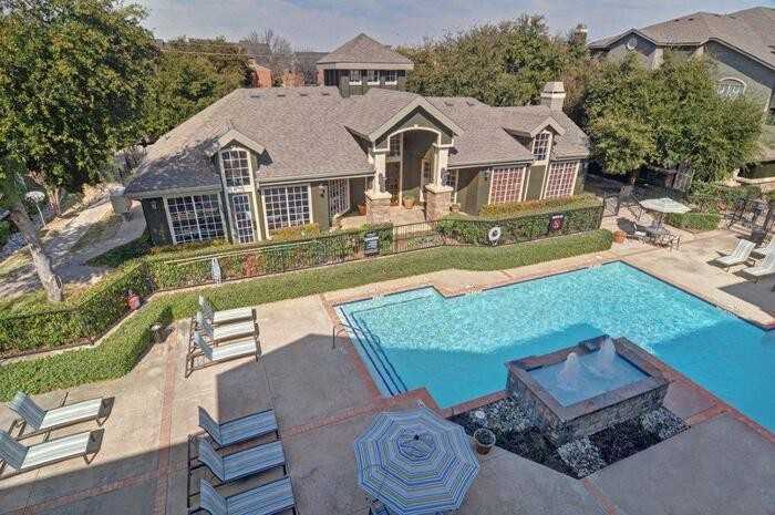 4750 Haverwood Ln #B3 - Photo 4 of 15