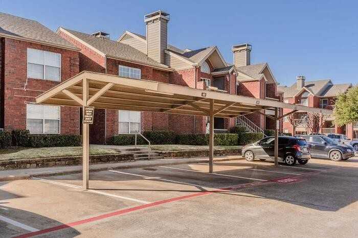 1121 Amherst Dr #B3 - Photo 2 of 23