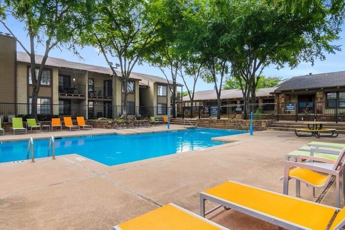 2400 Harwood Rd #B1 - Photo 5 of 25