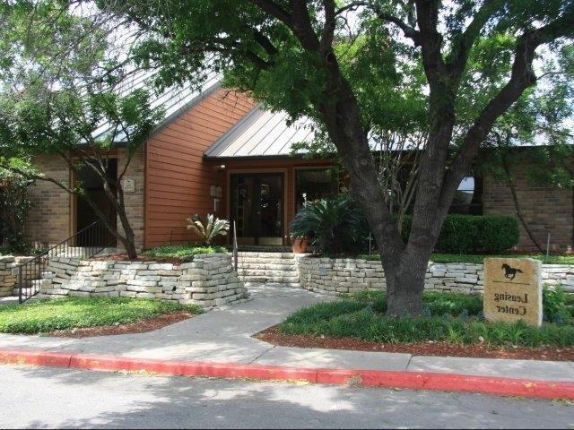 2439 Ne Loop 410 #A1 - Photo 2 of 8