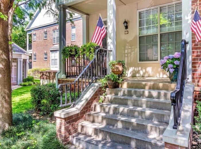 5445 Caruth Haven Ln #C5 - Photo 3 of 37