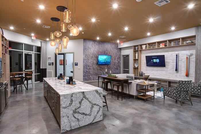 490 Barnes Dr #B4 - Photo 7 of 24