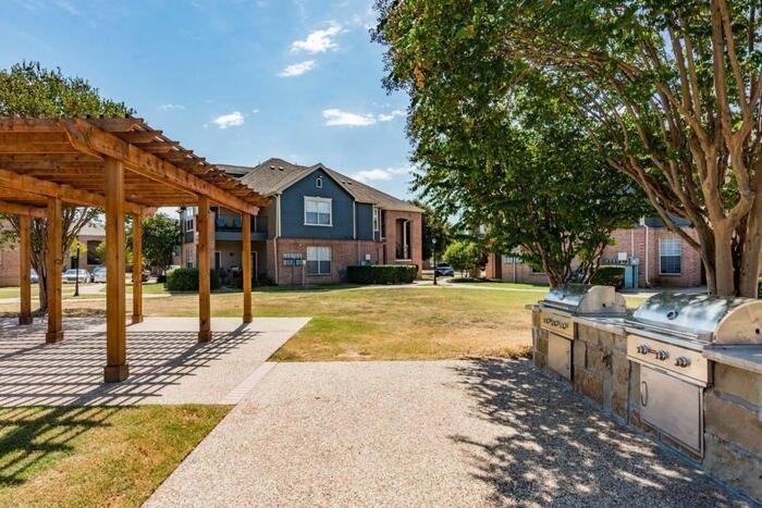 2100 Spencer Rd #D1 - Photo 6 of 14