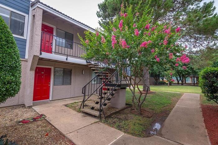 5709 E Belknap St #C2 - Photo 2 of 14