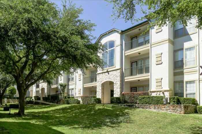 3839 Briargrove Ln #B1 - Photo 2 of 15