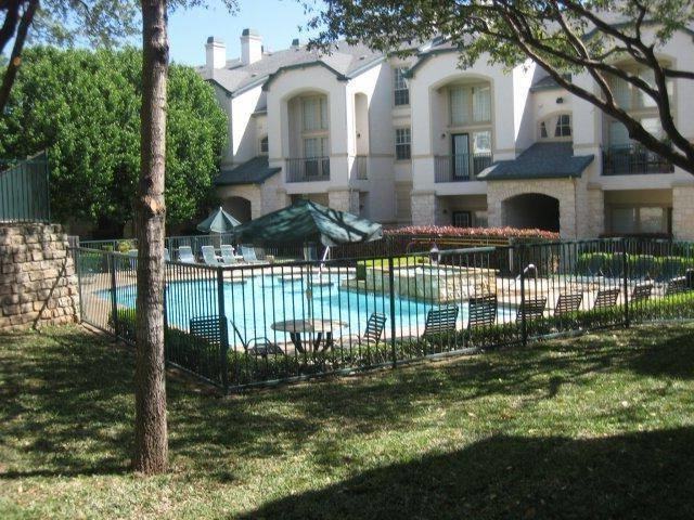 3839 Briargrove Ln #B4 - Photo 4 of 20