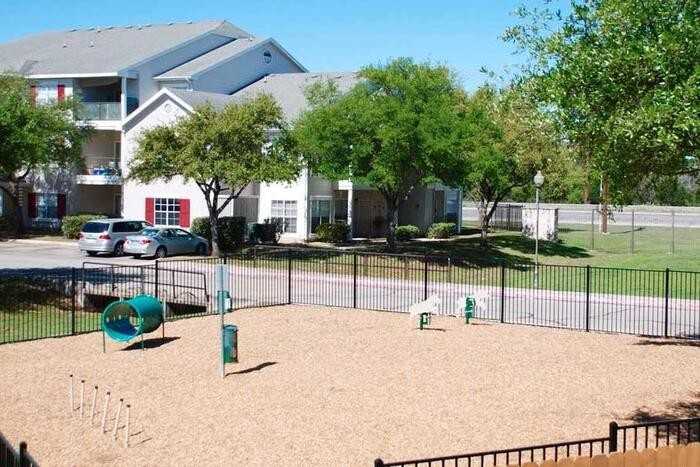 9830 Camino Villa #D1 - Photo 4 of 10