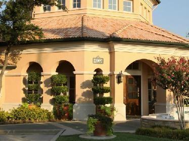 7902 N Macarthur Blvd #D1 - Photo 3 of 21