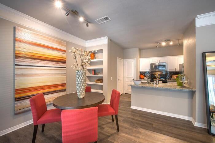 4701 Charles Pl #D6 - Photo 4 of 11