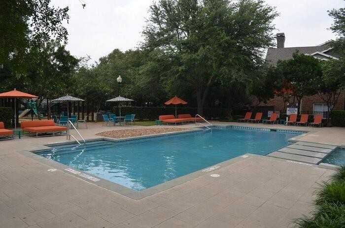 12222 Vance Jackson Rd #C6 - Photo 6 of 31