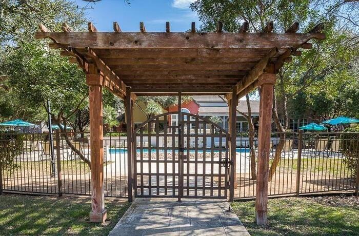 12222 Vance Jackson Rd #B3 - Photo 7 of 28