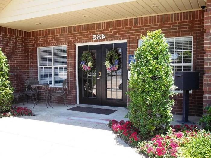 485 Rolling Hills Pl #D1 - Photo 2 of 9