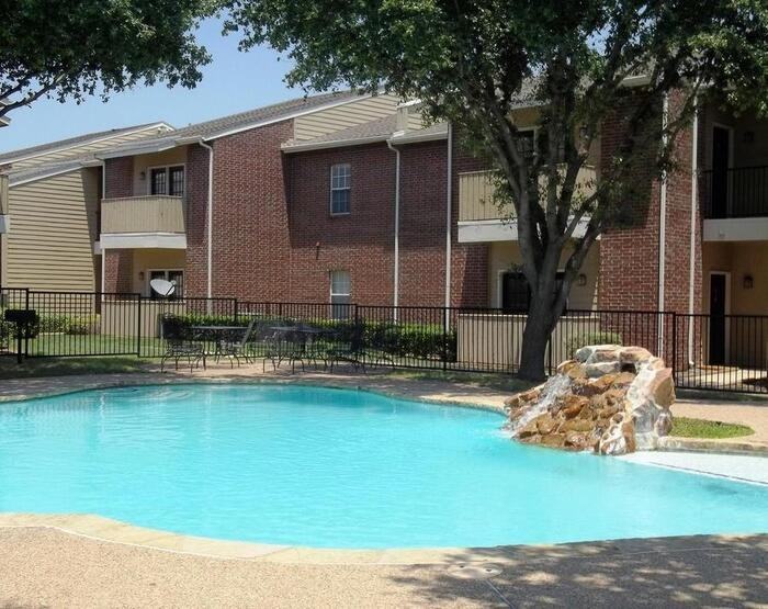 485 Rolling Hills Pl #D1 - Photo 3 of 9