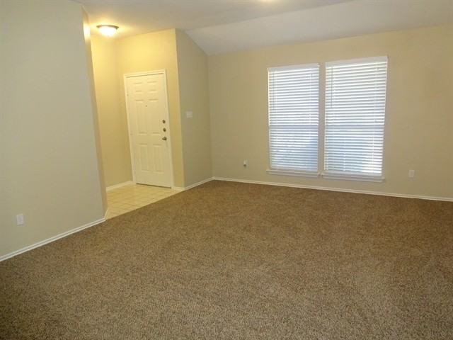 411 Derby Ln - Photo 2 of 21