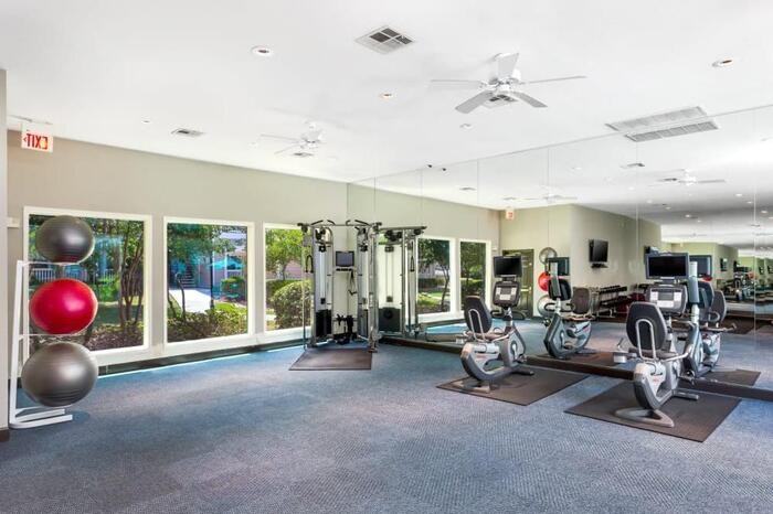 3838 Lockhill Selma Rd #B3 - Photo 6 of 13