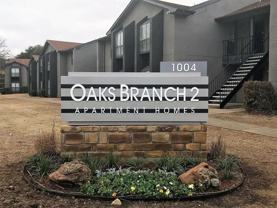 1004 Castleglen Dr #D1 - Photo 1 of 1