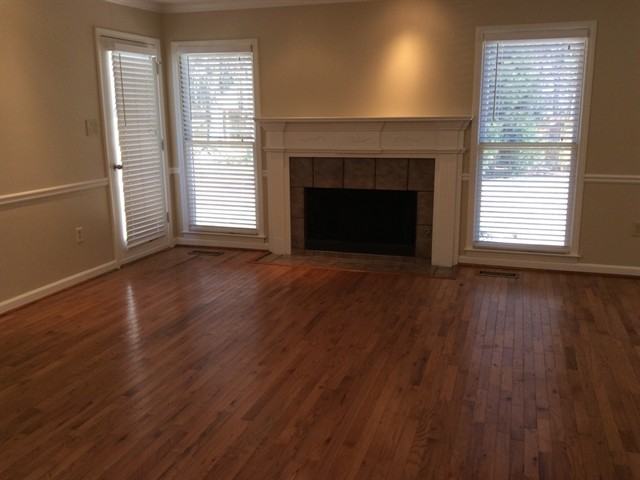 20 Clearview Cir - Photo 2 of 12