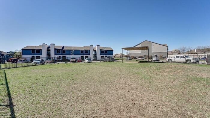 681 N Saginaw Blvd #C3 - Photo 4 of 15