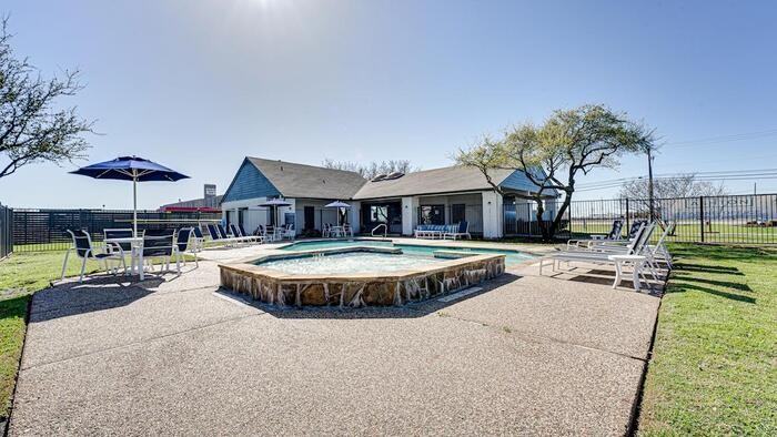 681 N Saginaw Blvd #C4 - Photo 2 of 15