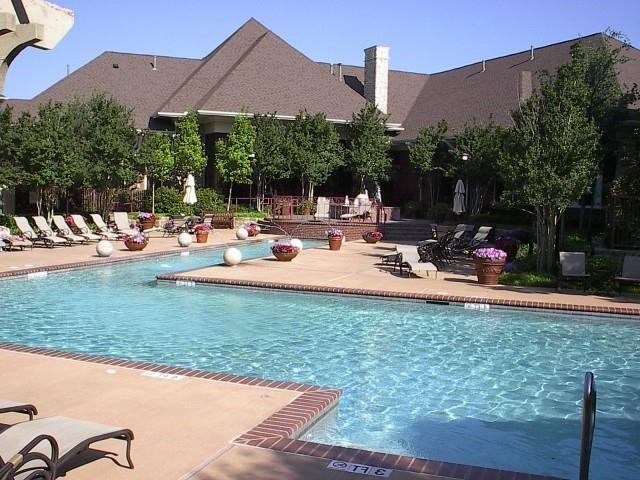 8025 Ohio Dr #B4 - Photo 3 of 27