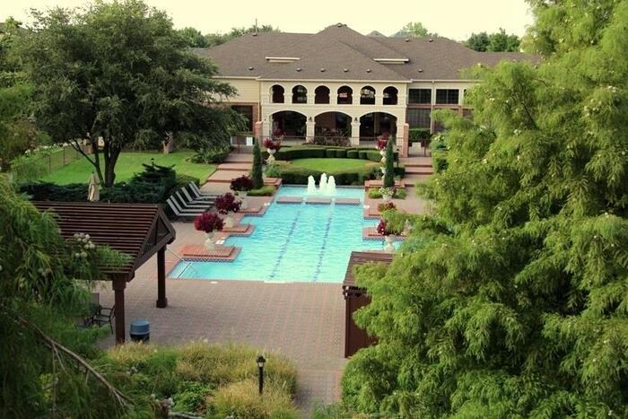 3653 Briargrove Ln #B1 - Photo 4 of 18