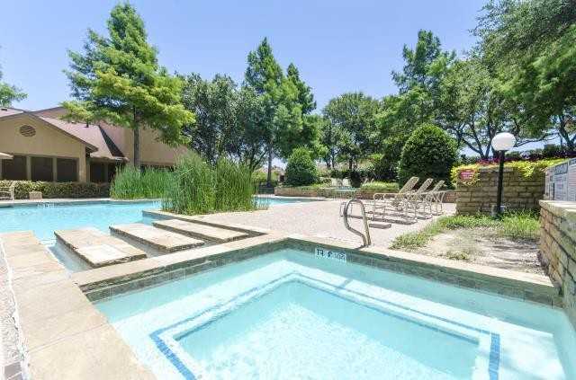 5700 S Hulen St #C2 - Photo 5 of 21