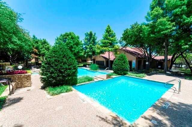 5700 S Hulen St #B2 - Photo 4 of 21