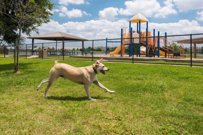 801 Hebron Pkwy #C1 - Photo 3 of 8